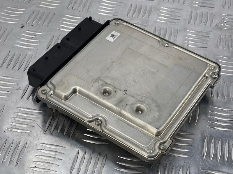 Блок керування двигуном 4L2910401A Audi Q7