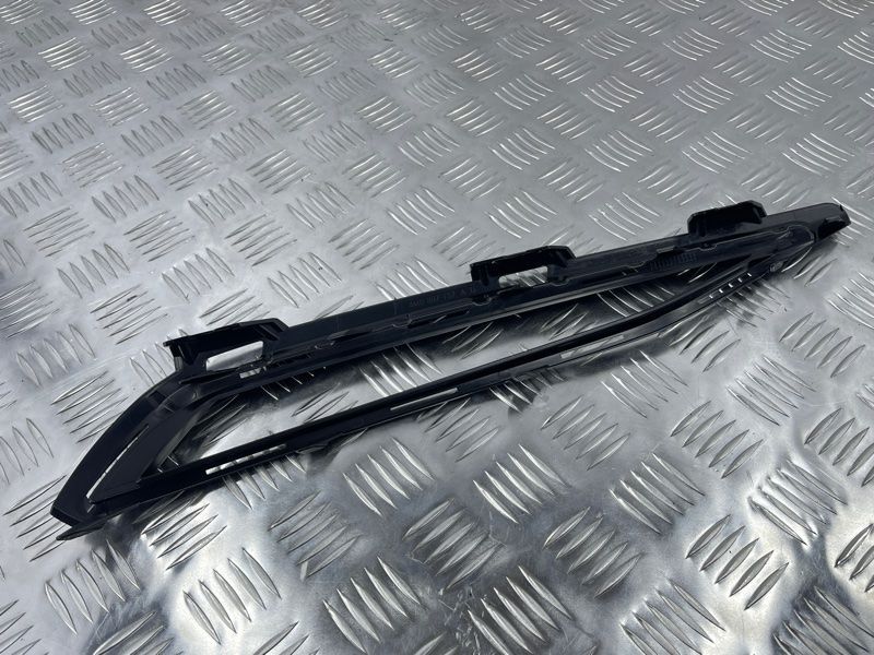 Воздуховод бампера 4M0807157A Audi Q7