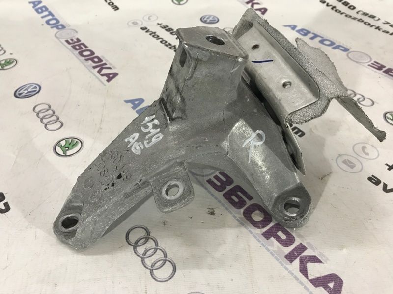 Опора двигуна права 4G0199308N Audi A6 Audi A4, Audi A5, Audi A6, Audi A7, Audi A8, Audi Q5, Audi S4, Audi S5, Audi SQ5