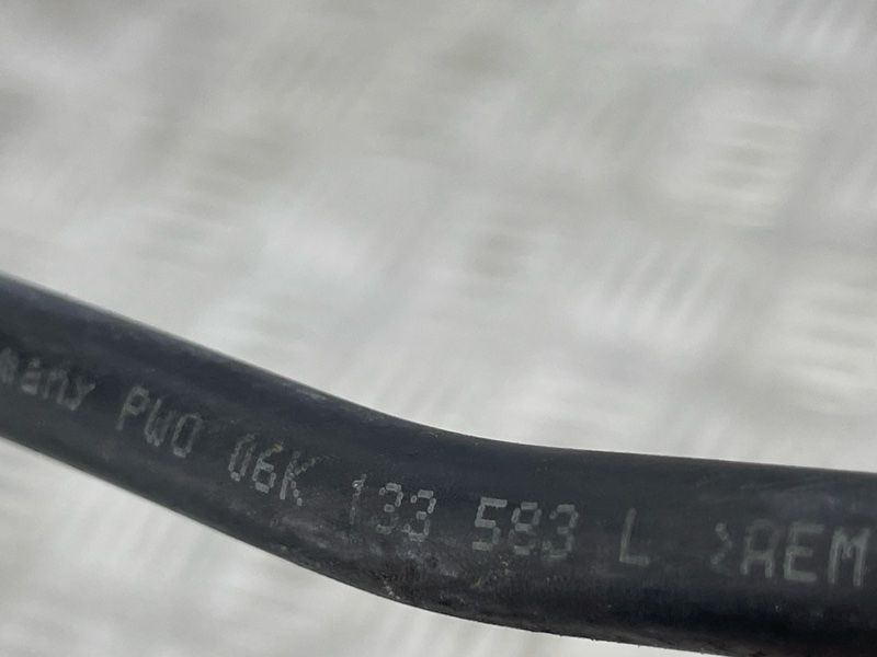 Патрубок 06K133583L Volkswagen Tiguan