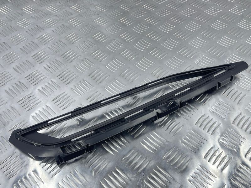 Воздуховод бампера 4M0807157A Audi Q7