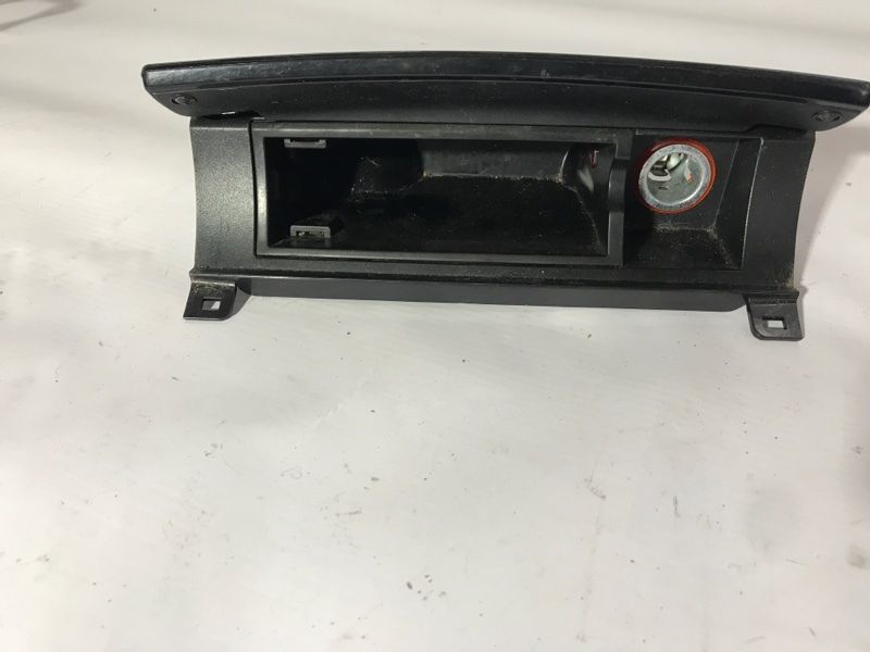 Попільничка 7p1863071 Volkswagen Touareg