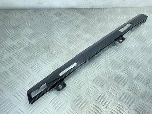 Декоративна накладка на торпедо 4M1853242A1LQ Audi Q7