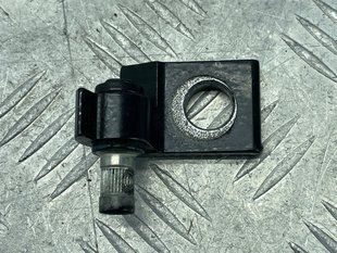 Петля двери 4K0833402B Audi A6