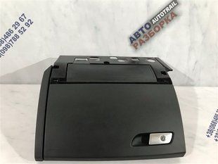 Бардачок / Вещевой ящик 4G8857035D Audi A7