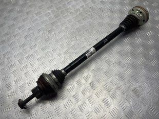 Піввісь 8R0501203C Audi A7