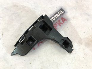 Кронштейн заднього бампера 31383481 Volvo XC60