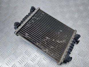 Радіатор охолодження двигуна додатковий 8K0121212B Audi A7