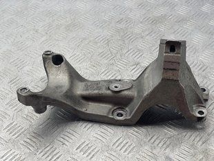 Опора / кронштейн двигуна 4G0199307 Audi A6