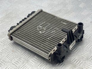 Радіатор охолодження двигуна додатковий 4G0121212 Audi A6