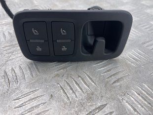 Кнопки регулювання спинки сидіння 4M0959861B Audi Q7
