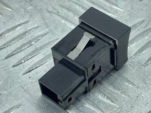 Кнопка 8U0927134 Audi Q3