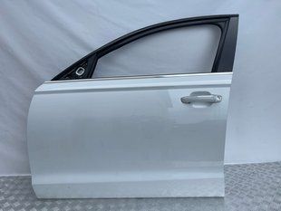 Двері 4G0831051 Audi A6