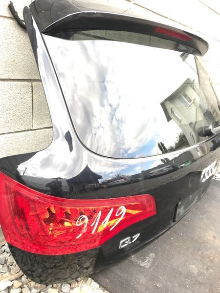 Кришка багажника 4L0827023B Audi Q7