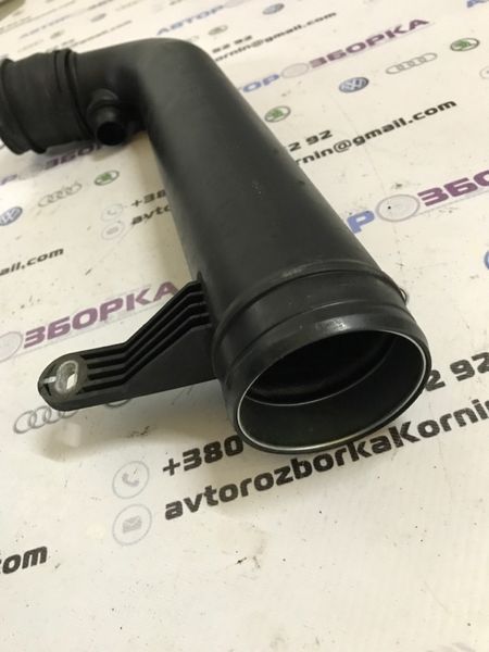 Патрубок повітряного фільтра 1K0129654BE Volkswagen CC