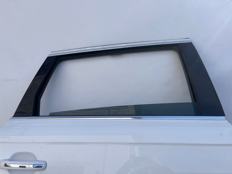 Дверь 4L0833052 Audi Q7