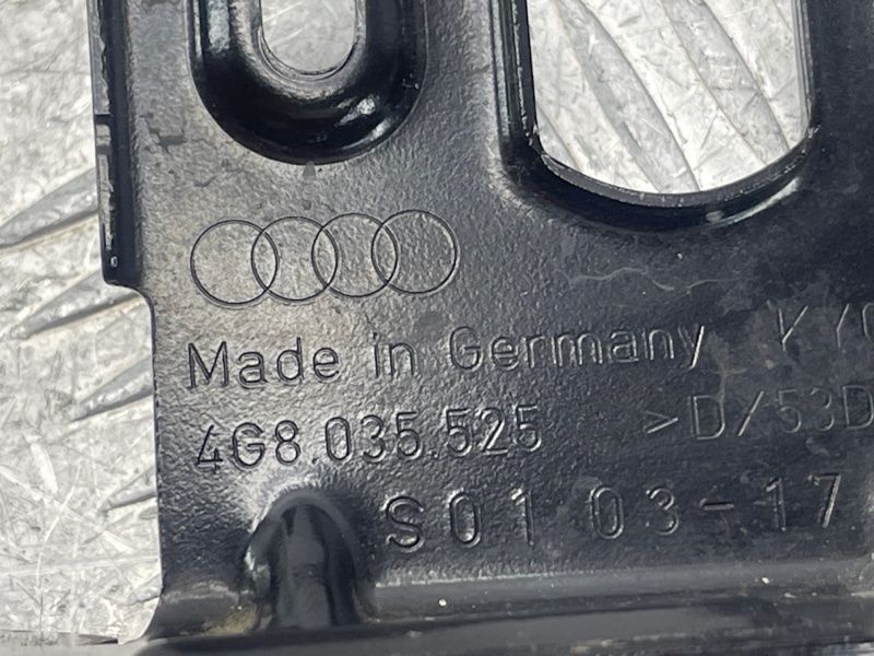 Кронштейн антени Audi A7