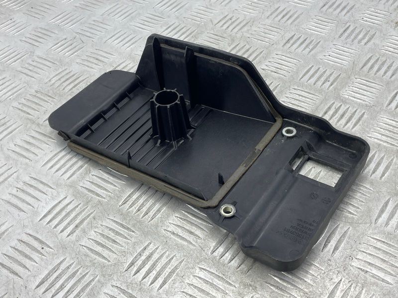 Кришка акумулятора 31353781 Volvo XC90