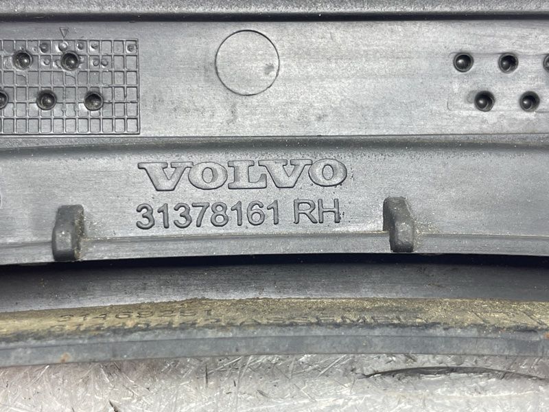 Розширювач / накладка арки крила 31378161 Volvo XC90