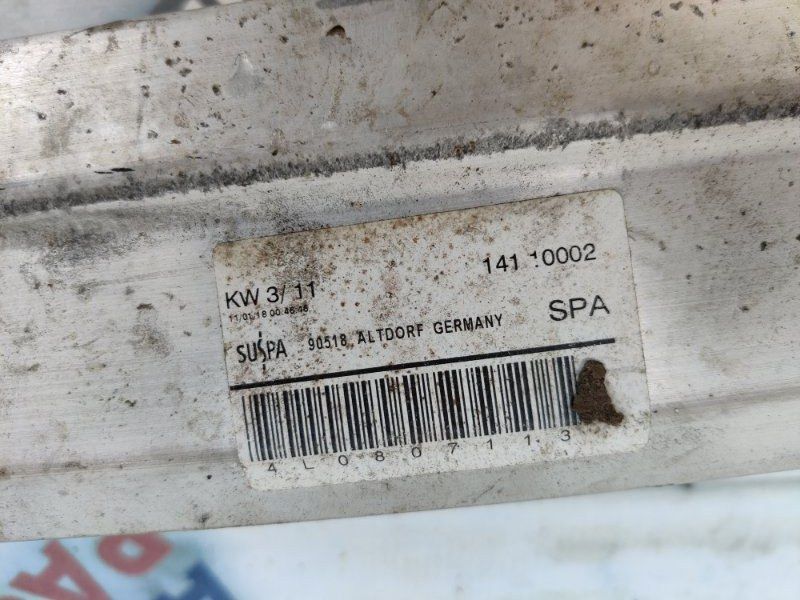 Підсилювач переднього бампера 4L0807113 Audi Q7