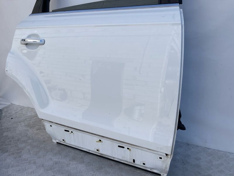 Дверь 4L0833052 Audi Q7