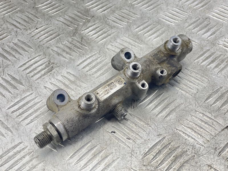 Паливна рампа 059130089BT Volkswagen Touareg