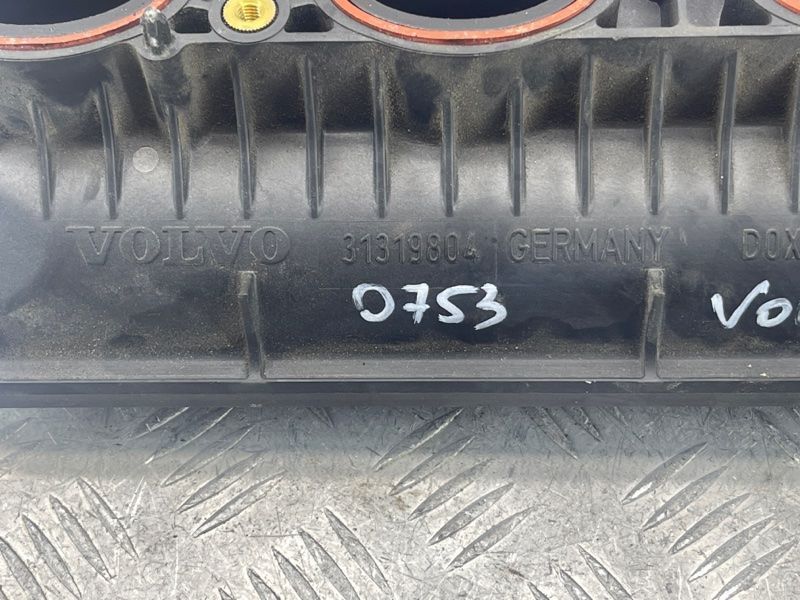 Колектор впускний 31319804 Volvo XC60