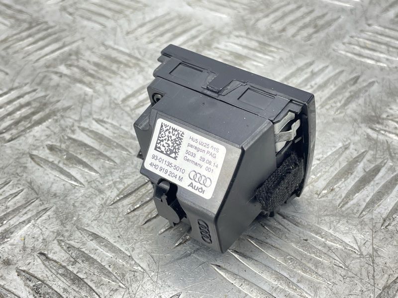 Часы 4H0919204M Audi A8