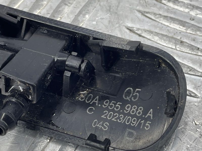 Форсунка омывателя лобового стекла 80A955988A Audi Q5