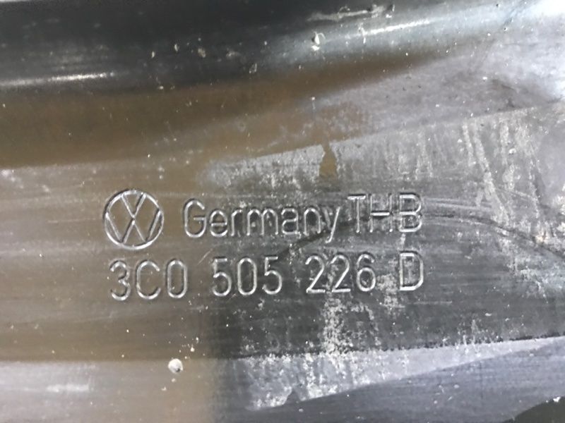 Рычаг задней подвески продольный 3C0505226D Audi Q3