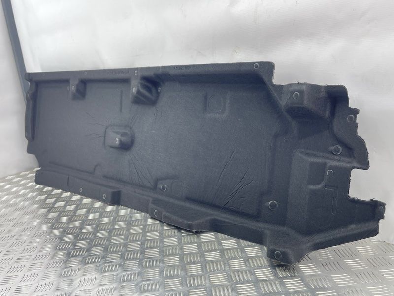 Облицювання днища 4M0825205L Audi Q7
