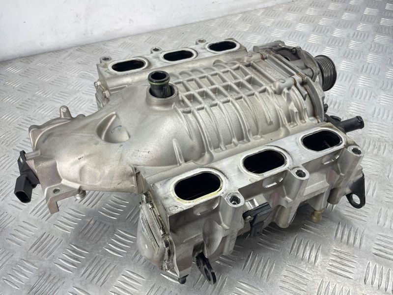 Компресор наддуву 06E145601AT Audi A7