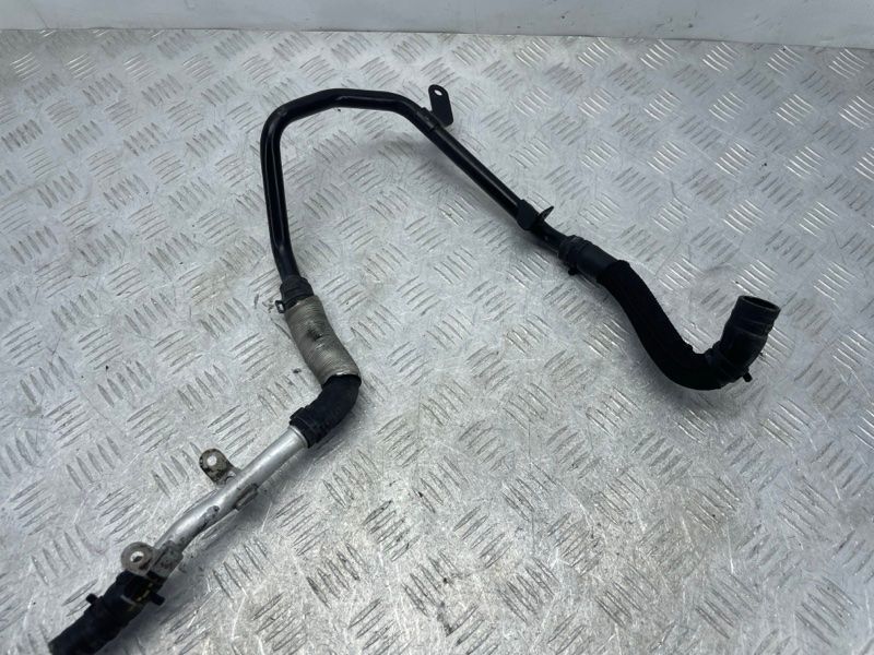 Трубопровід системи охолодження 7L8121070S Audi Q7