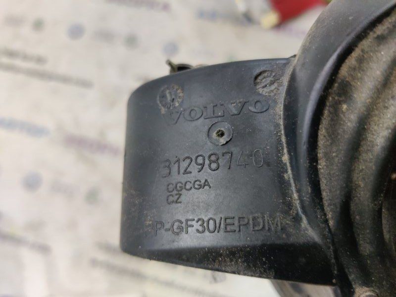 Корпус лючка крышки топливного бака в зборе 31298740 Volvo XC60