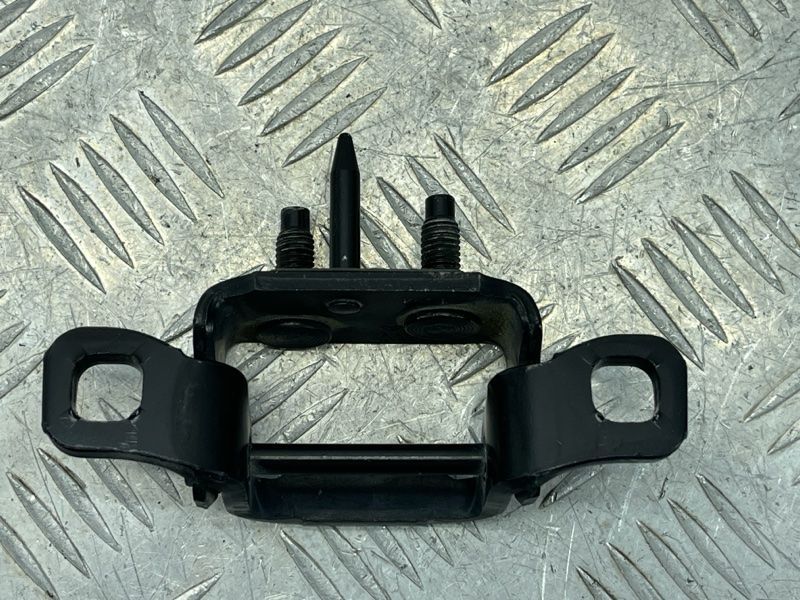 Петля крышки багажника 31335292 Volvo XC60
