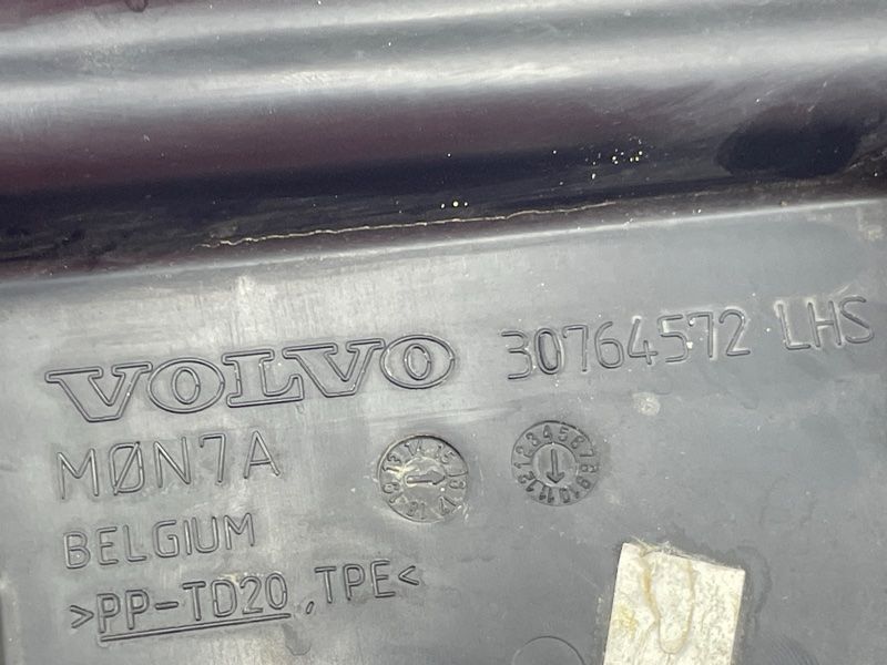 Повітропровід радіатора Volvo XC60