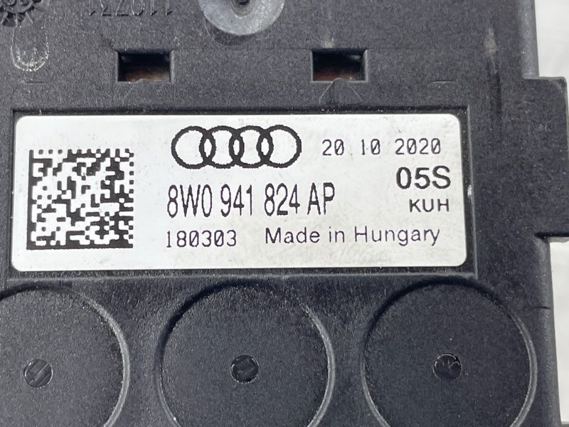 Блок запобіжників 8W0941824AP Audi Q5