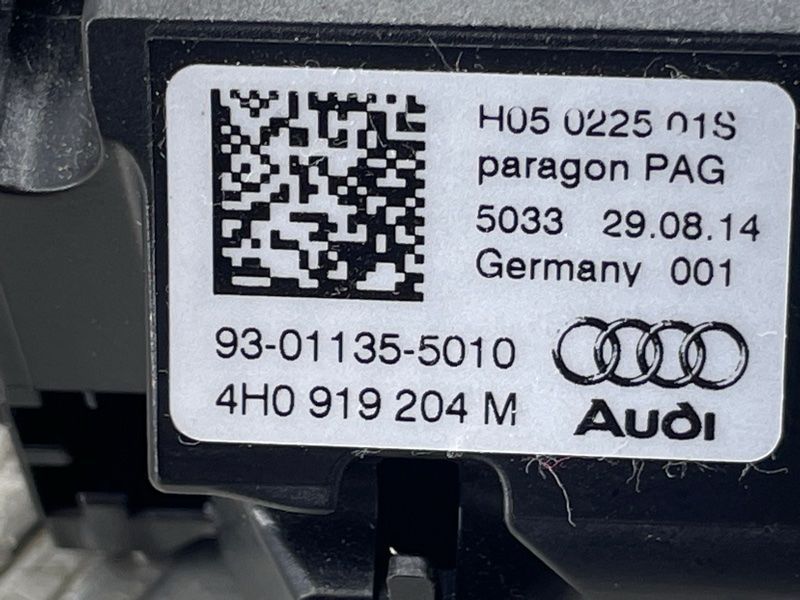 Часы 4H0919204M Audi A8