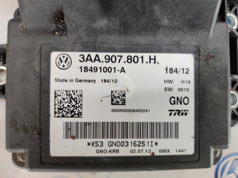 Блок управления стояночным тормозом 3AA907801H Volkswagen CC