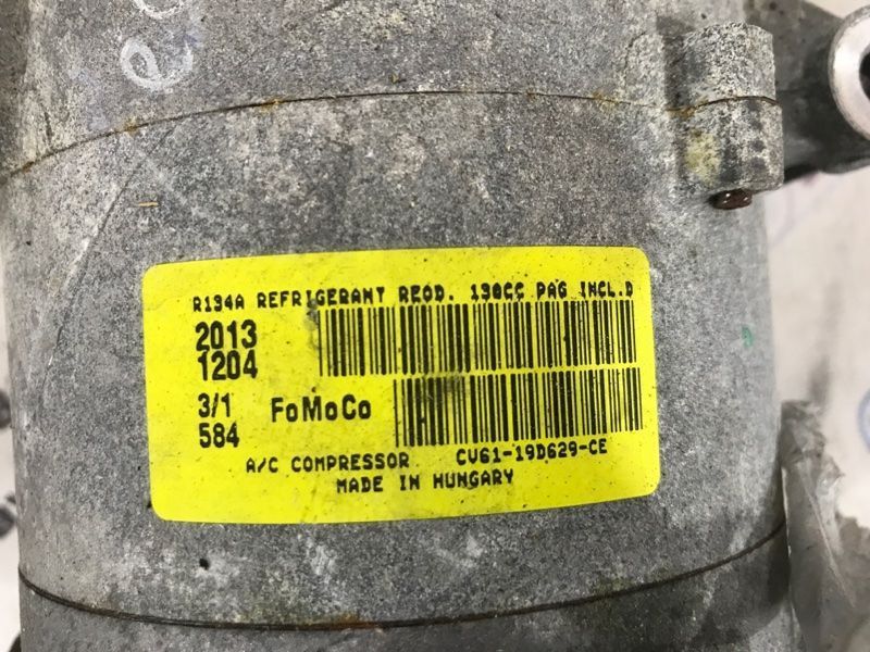 Компресор кондиціонера CV6119D629CE Ford Escape