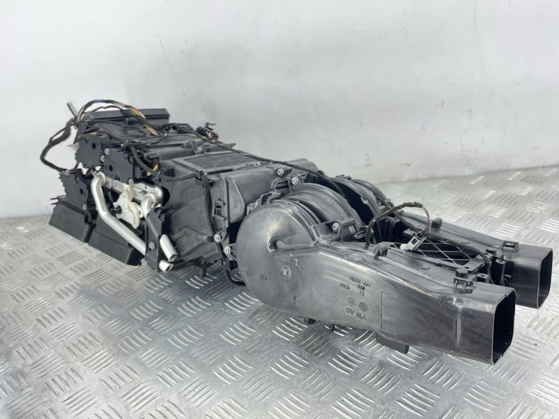 Корпус пічки в зборі 4M0820004 Audi Q7