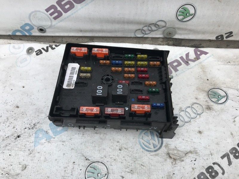 Блок запобіжників 3C0937125A Volkswagen CC