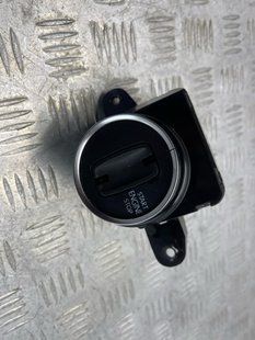 Замок зажигания 7P6905843E Volkswagen Touareg