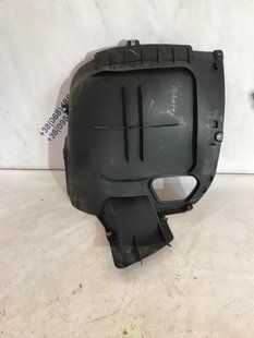 Подкрылок 7P6805911E Volkswagen Touareg