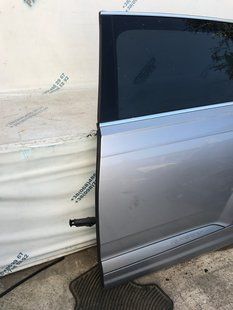 Дверь 4M0833051E Audi Q7