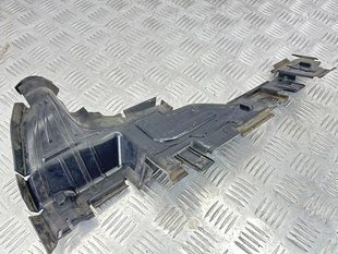 Повітропровід радіатора 4M0121283BS Audi Q7