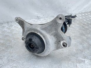 Стойка амортизатора 8R0413031BD Audi Q5