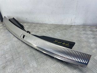 Накладка замка багажника 4L0864483E Audi Q7