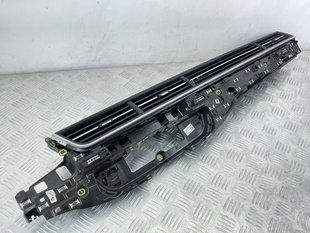 Дефлектор повітропроводу 4M1820902S6PS Audi Q7