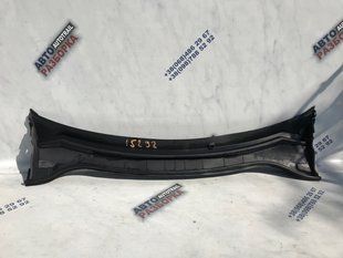 Водовідвідний щиток LJ6BS02216AE Ford Escape